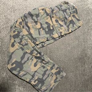 Aesthetic trendy camo cargos straight leg low waisted old navy